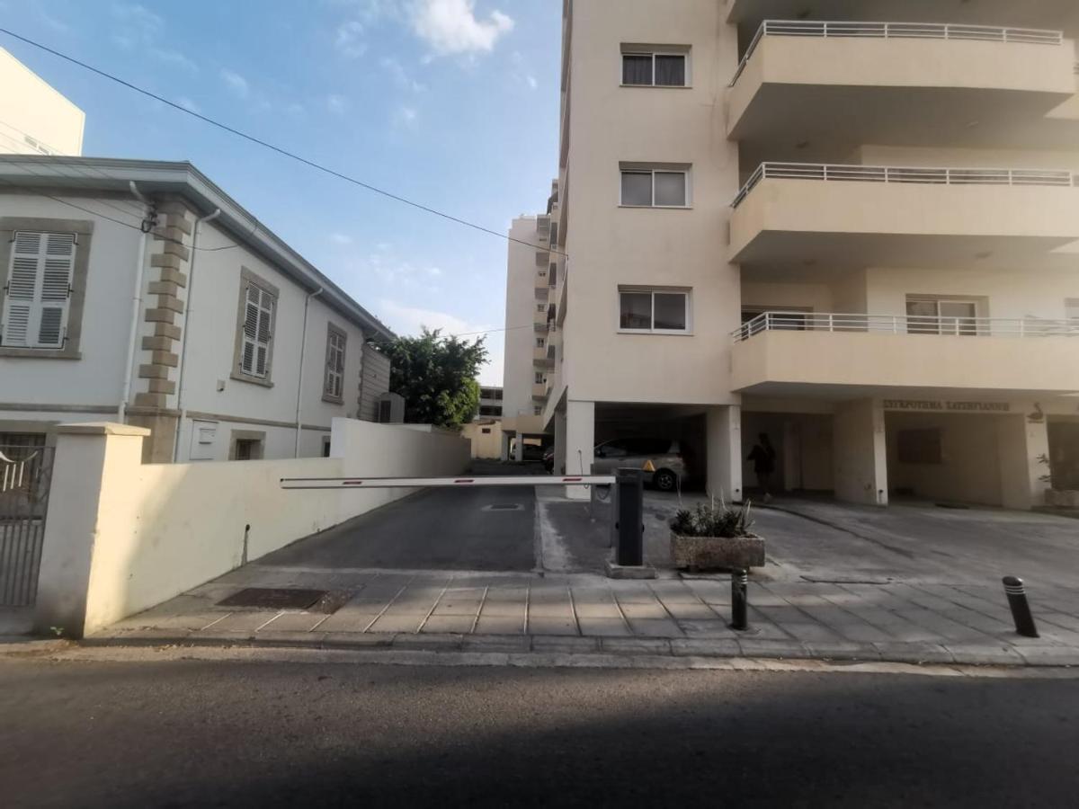 Sunny 2 Bedroom Larnaca Center 外观 照片