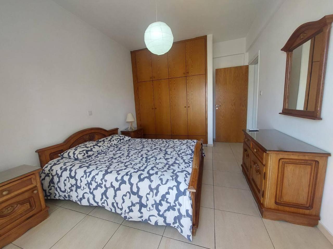 Sunny 2 Bedroom Larnaca Center 外观 照片