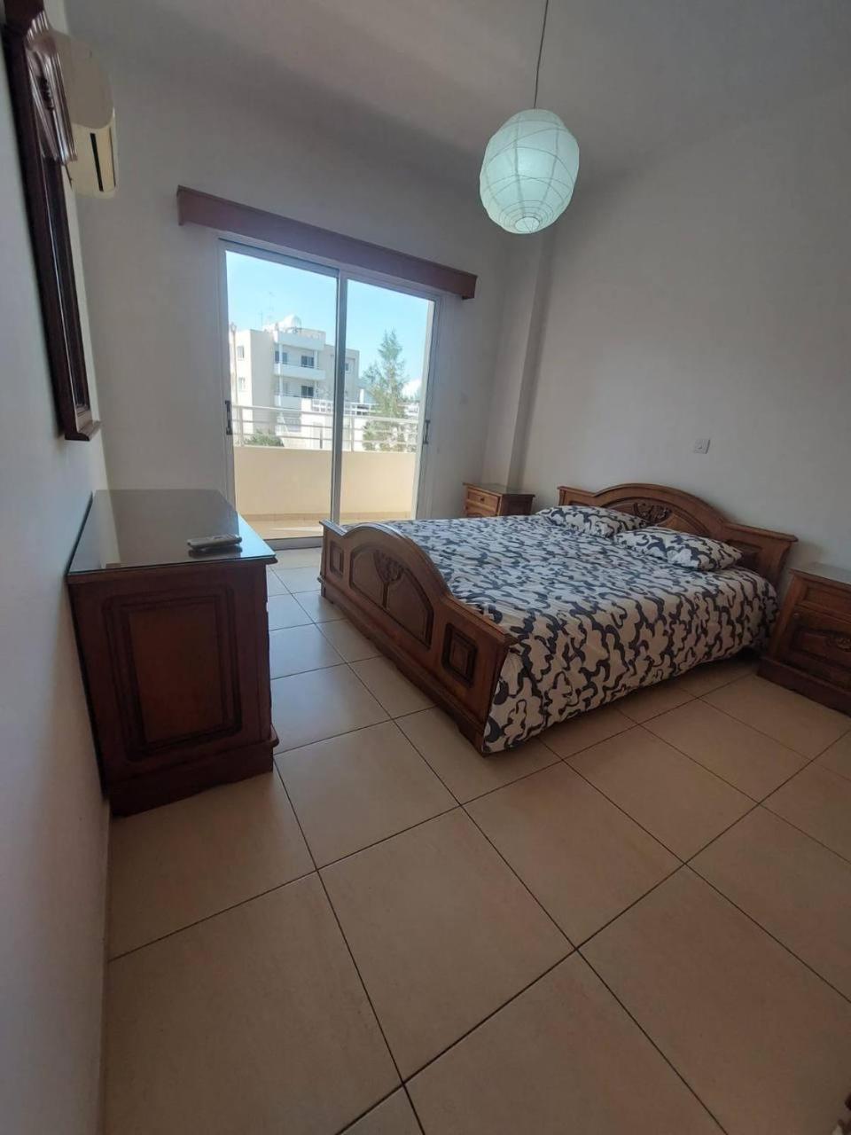 Sunny 2 Bedroom Larnaca Center 外观 照片