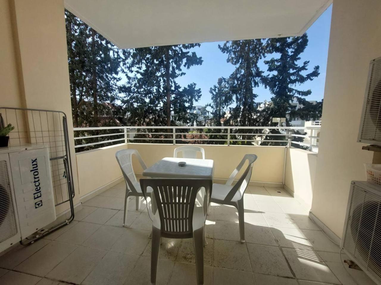 Sunny 2 Bedroom Larnaca Center 外观 照片